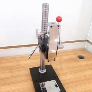 Manual Pull Push Toy Test Machine is an assistant tool for push-pull test of toys. Applied with Push Pull Gauge, is specialized in tension/Compression